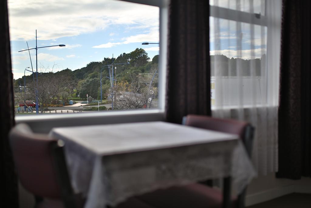 Masonic Hotel Waitara エクステリア 写真